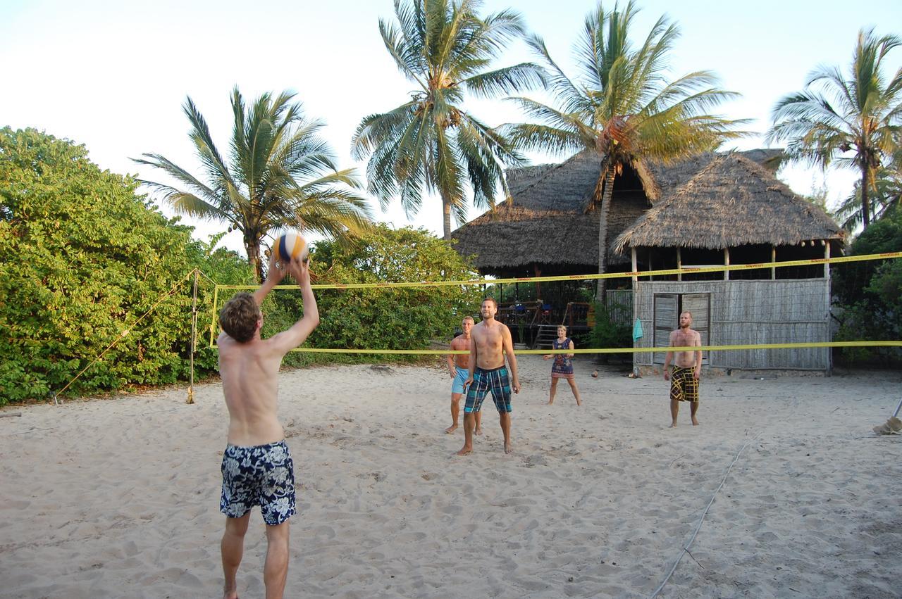 The Beach Crab Resort Pangani エクステリア 写真